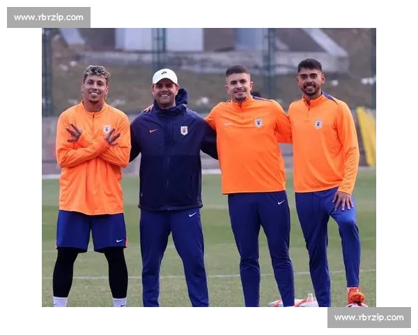 泽卡伤病无大碍恢复合练,泰山锋线盼其激活三叉戟 泽卡伤病无大碍恢复合练,泰山锋线盼其激活三叉戟